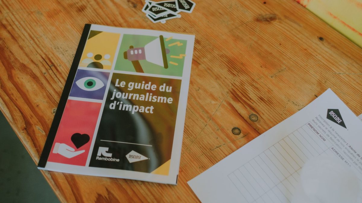 Disclose publie le premier guide du journalisme d’impact